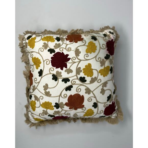 No brand Embroidered Fall Accent pillow size 14x14  has 2 stains (see photos) - Picture 1 of 7